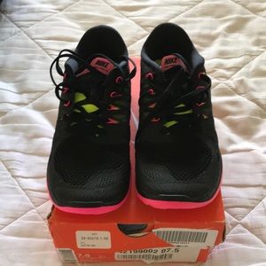 NIB Nike Free 5.0 Running Shoes 7.5